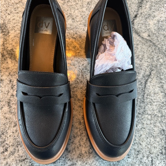 DV by Dolce Vita Black and Tan Women’s Loafers - Picture 1 of 3